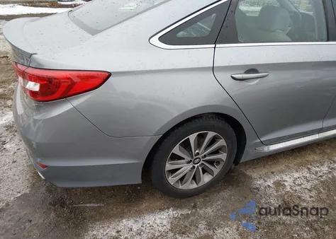 2017 Hyundai Sonata Sport z USA, uszkodzony, nr VIN 5NPE34AF3HH542182